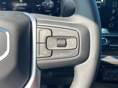 New 2026 GMC Sierra 1500 SLE image 21