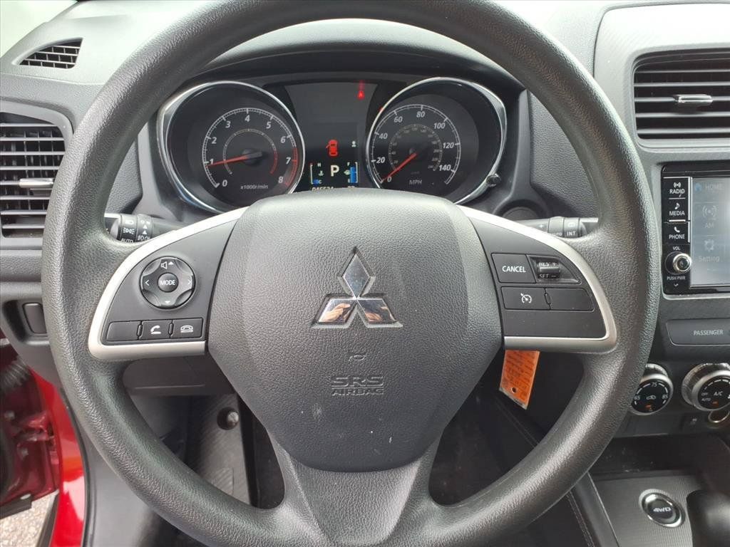Used 2024 Mitsubishi Outlander Sport SE AWD/4WD image 27