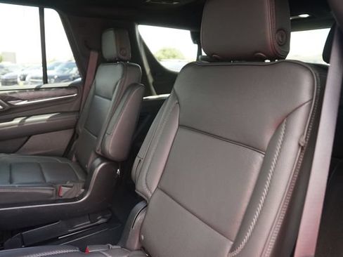 Used 2023 GMC Yukon Denali AWD/4WD image 14