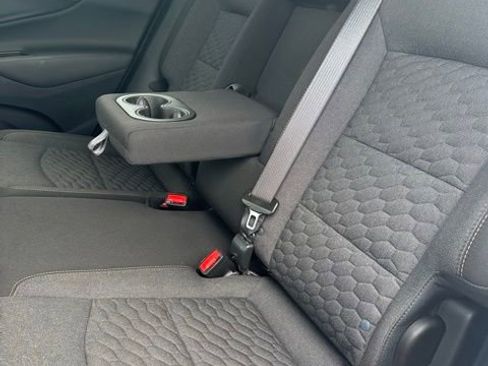 Used 2021 Chevrolet Equinox LT AWD/4WD image 34