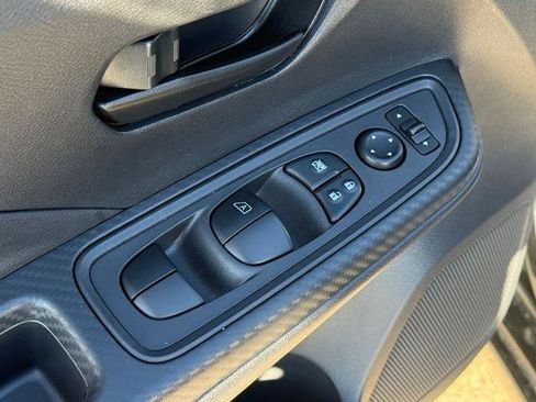 Certified 2025 Nissan Versa S w/ Trunk Package image 18