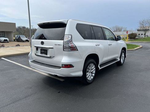 Certified 2023 Lexus GX 460 Premium w/ Premium Package image 3
