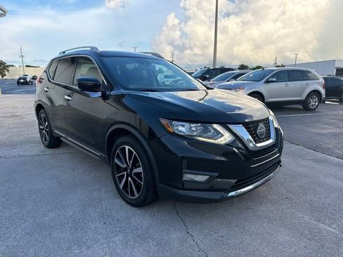 Used 2020 Nissan Rogue SL FWD image 1