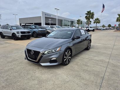 Used 2022 Nissan Altima 2.5 SR