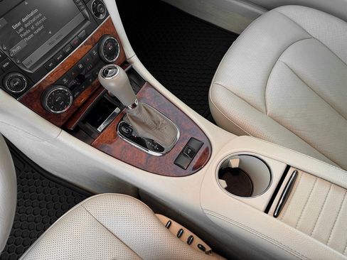 Used 2007 Mercedes-Benz CLK 550 Cabriolet image 23