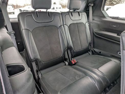 Certified 2024 Jeep Grand Cherokee L Laredo image 28