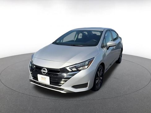Used 2025 Nissan Versa SV FWD image 7