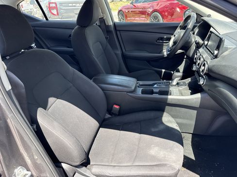 Used 2025 Nissan Sentra S image 21