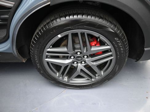 Used 2025 Ford Explorer ST w/ Sun And Sound Package image 26