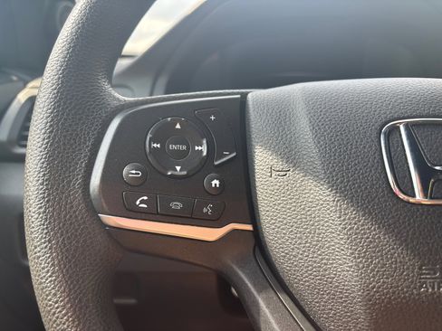 Used 2022 Honda Pilot Sport image 41