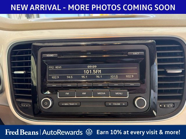 Used 2014 Volkswagen Beetle 2.5 FWD image 11