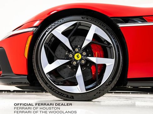 Used 2025 Ferrari 12Cilindri image 22