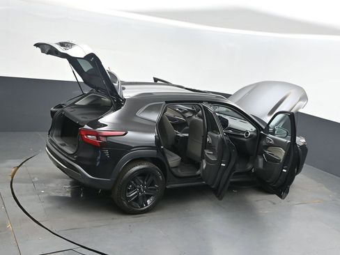 New 2026 Chevrolet Trax ACTIV w/ Sunroof Package image 50