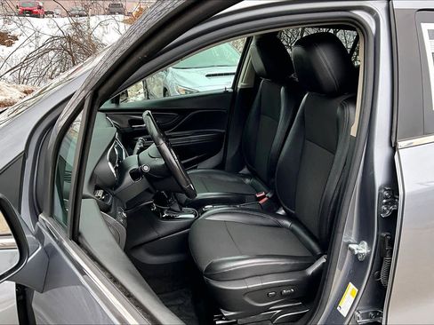 Used 2019 Buick Encore Preferred image 9