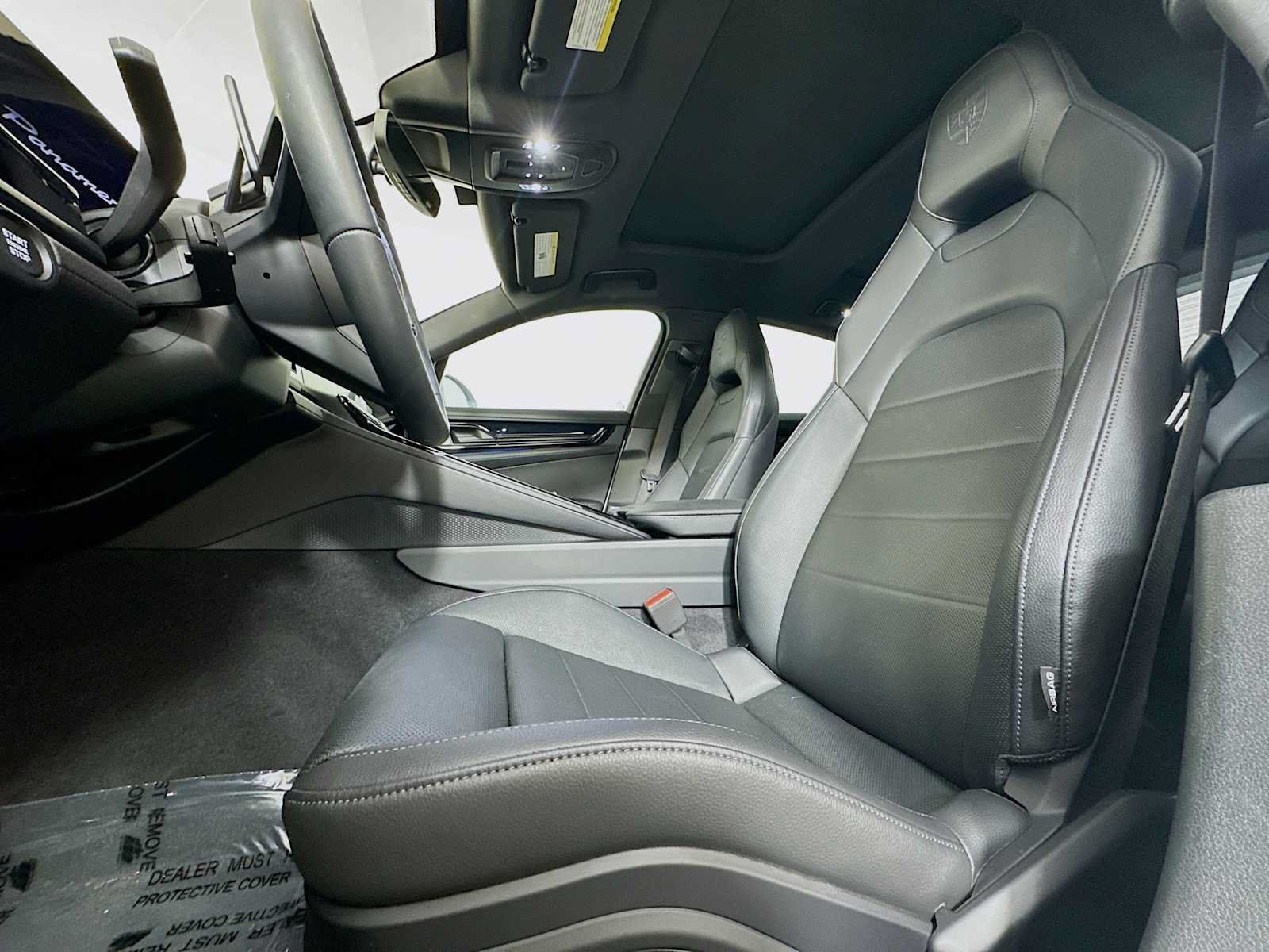 Certified 2025 Porsche Panamera RWD image 5