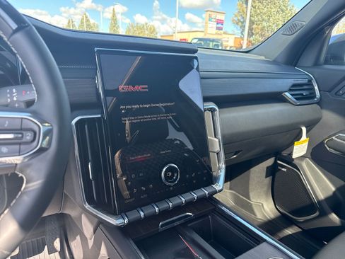 New 2026 GMC Acadia Denali w/ Super Cruise Package AWD/4WD image 12