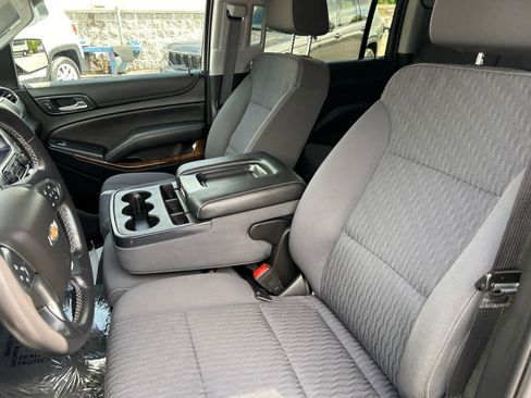 Used 2020 Chevrolet Suburban LS w/ Skid Plate Package AWD/4WD image 12