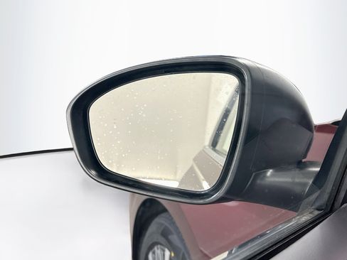 Used 2024 Nissan Altima 2.5 SV FWD image 16