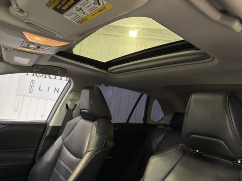 Used 2021 Toyota RAV4 XLE Premium FWD image 13
