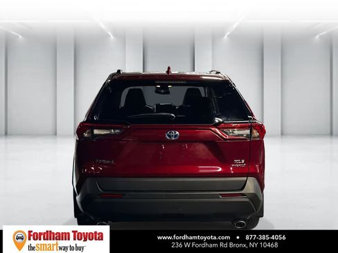 Certified 2021 Toyota RAV4 XLE w/ Convenience Package image 2