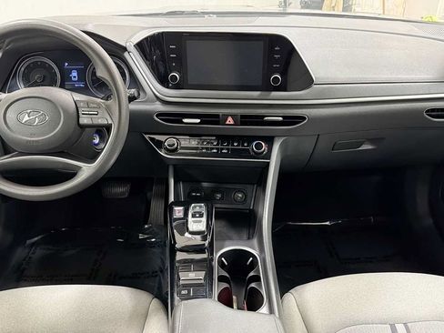 Used 2021 Hyundai Sonata SE FWD image 25