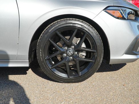 Used 2023 Honda Civic Sport image 12