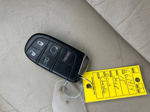 Used 2015 Jeep Grand Cherokee Limited image 26