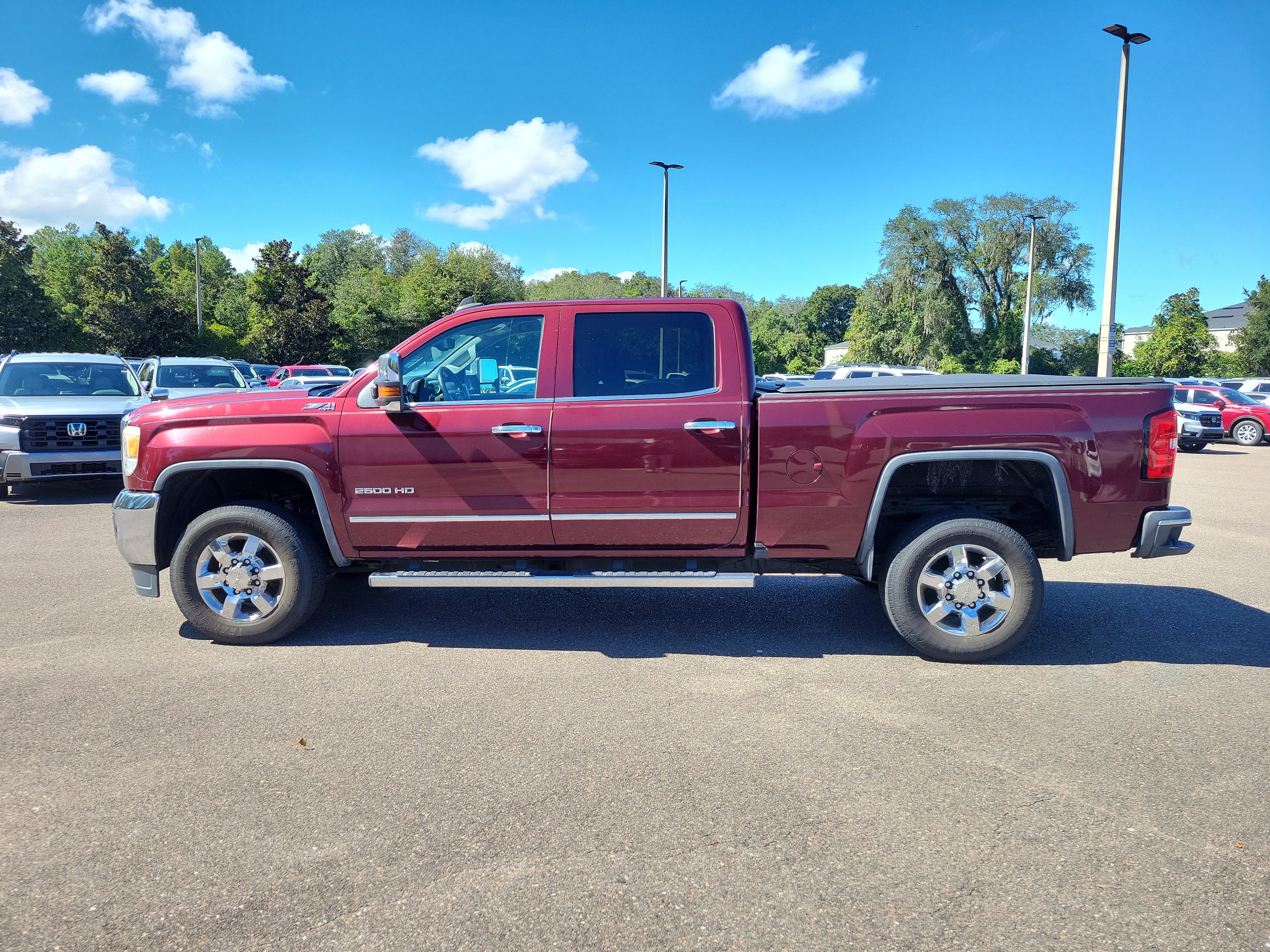 Used 2016 GMC Sierra 2500 SLT w/ Duramax Plus Package AWD/4WD image 2
