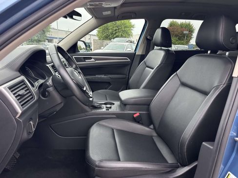 Used 2019 Volkswagen Atlas SE w/ Panoramic Sunroof Package AWD/4WD image 16
