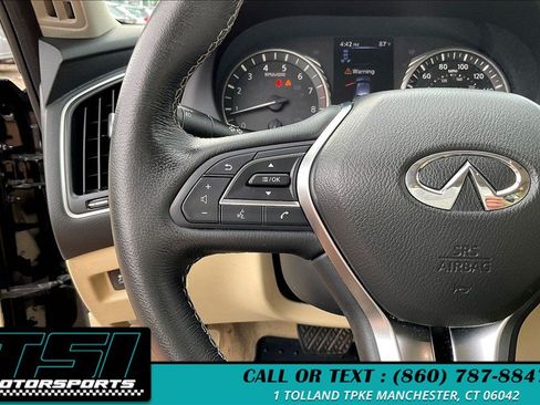 Used 2020 INFINITI Q50 Luxe w/ Essential Package (3.0T Luxe) AWD/4WD image 17