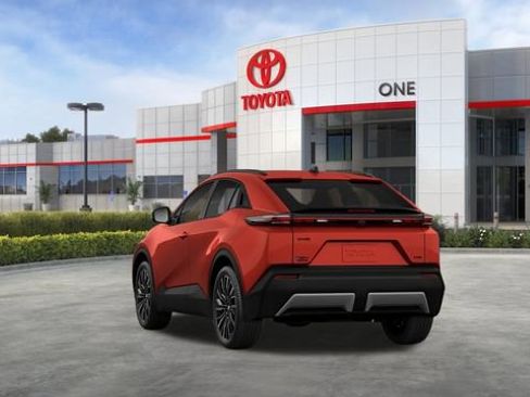 New 2026 Toyota C-HR AWD/4WD image 10