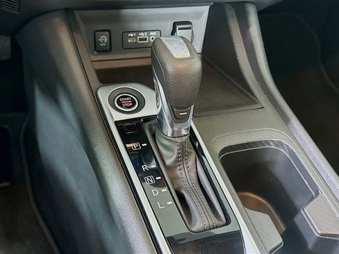 Used 2024 Nissan Sentra SV image 24