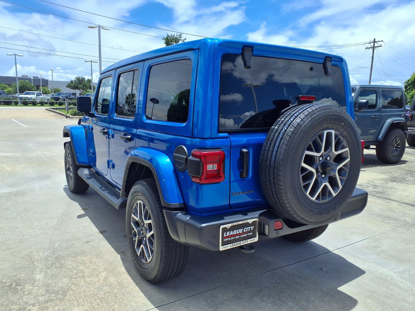 New 2026 Jeep Wrangler Unlimited Sahara AWD/4WD image 2