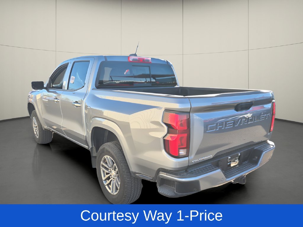 Used 2025 Chevrolet Colorado LT w/ LT Convenience Package RWD image 5