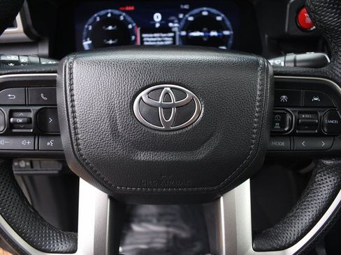 Certified 2024 Toyota Tacoma TRD Off-Road w/ TRD Off Road Premium Package AWD/4WD image 31