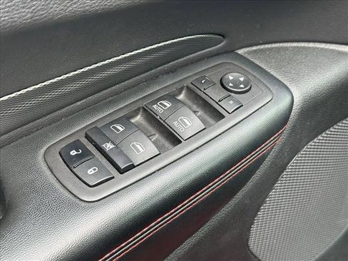 Used 2023 Dodge Durango GT image 19