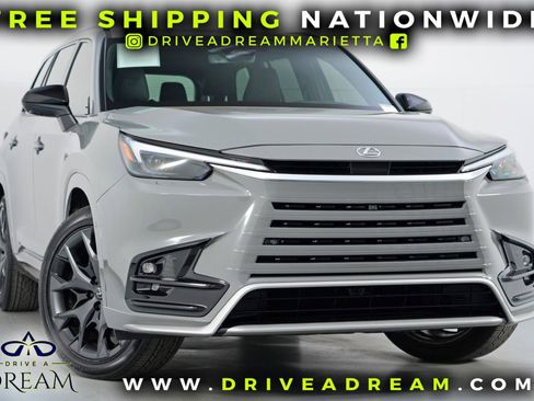 Used 2025 Lexus TX 500h AWD w/ Technology Package image 2