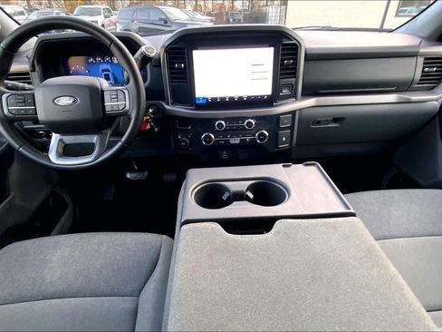 Certified 2025 Ford F150 XLT w/ Equipment Group 301A Standard image 15