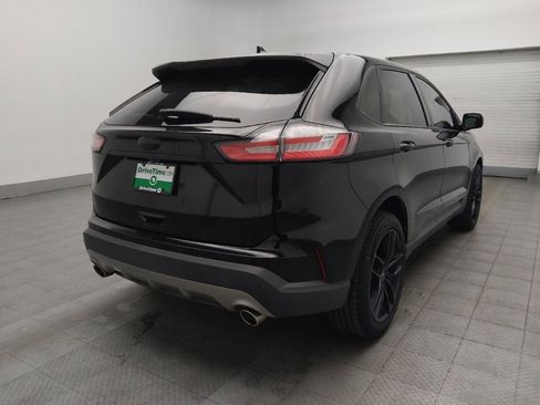 Used 2019 Ford Edge SEL w/ Equipment Group 201A FWD image 9
