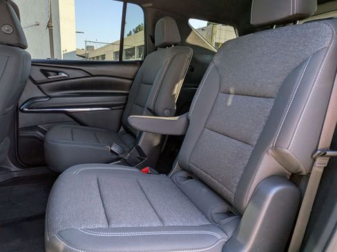 Used 2026 Chevrolet Traverse LT w/ LPO, Floor Liner Package FWD image 25