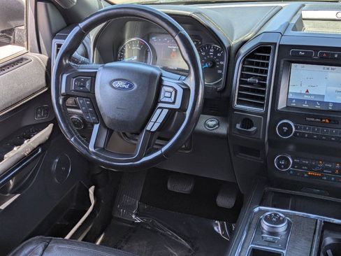 Used 2020 Ford Expedition Max Limited RWD image 17