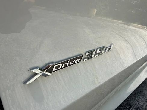 Used 2015 BMW X5 xDrive35d AWD/4WD image 9