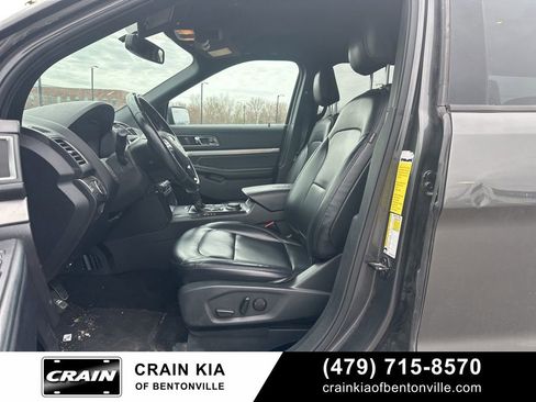Used 2019 Ford Explorer XLT w/ Equipment Group 202A image 12