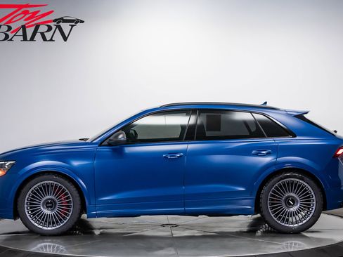 Used 2025 Audi RS Q8 performance AWD/4WD image 2