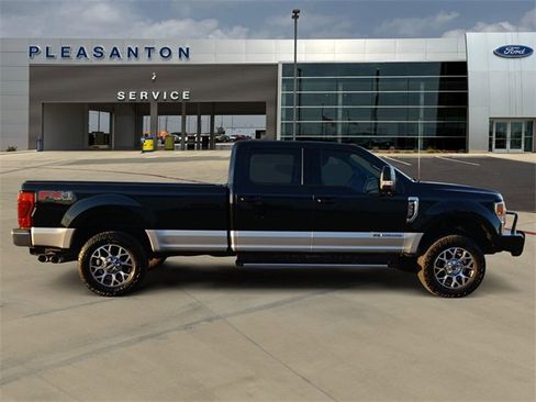 Used 2020 Ford F350 Lariat w/ Lariat Ultimate Package image 6