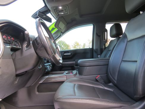 Used 2019 Chevrolet Silverado 1500 LTZ w/ LTZ Plus Package image 17