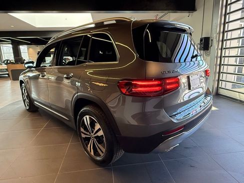 New 2026 Mercedes-Benz GLB 250 4MATIC image 5
