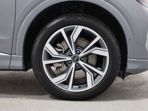 Used 2023 Audi Q4 e-tron Premium Plus image 12