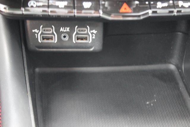 Used 2025 Dodge Durango GT AWD/4WD image 11