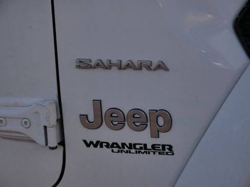 Certified 2019 Jeep Wrangler Unlimited Sahara image 17